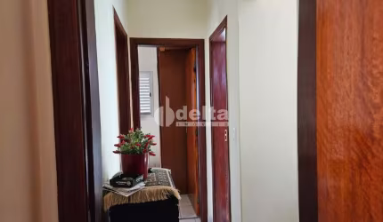 Apartamento disponível para venda no bairro Custódio Pereira em Uberlândia-MG