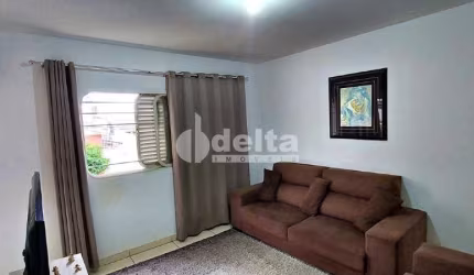 Apartamento disponível para venda no bairro Osvaldo Rezende em Uberlândia-MG