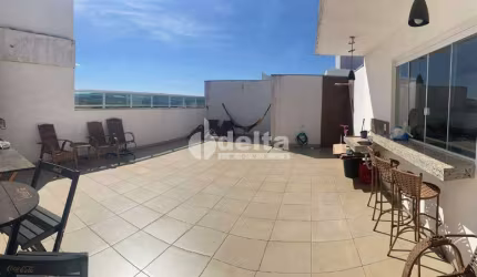 Cobertura disponível para locação e venda no Jardim Brasília em Uberlândia-MG