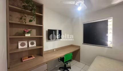 Apartamento disponível para venda no bairro Nossa Senhora das Graças em Uberlândia-MG