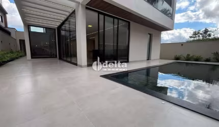 Casa em condomínio disponível para Locação no bairro Jardim Sul em Uberlândia-MG