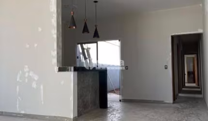 Casa residencial disponível para venda no bairro Jardim Brasília em Uberlândia-MG