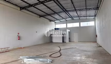 Galpão disponível para venda no bairro Grand Ville em Uberlândia-MG