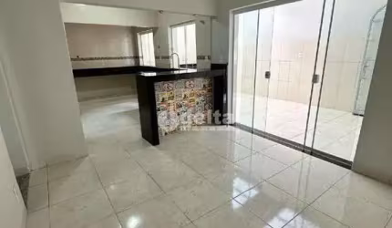 Apartamento disponível para locação e venda no bairro Brasil em Uberlândia-MG