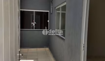 Casa residencial disponível para venda no Bairro XX em Uberlândia-MG