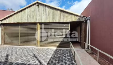 Galpão disponível para locação e venda no bairro Jardim Europa em Uberlândia-MG