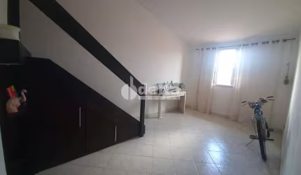 Apartamento disponível para venda no bairro Planalto em Uberlândia-MG
