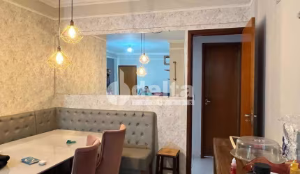 Apartamento disponível para venda no bairro Saraiva em Uberlândia-MG