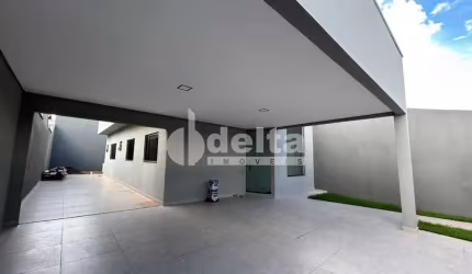 Casa residencial com área Gourmet disponível para venda no bairro Laranjeiras em Uberlândia-MG