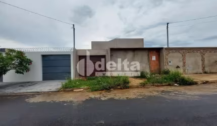 Casa residencial disponível para venda no bairro Monte Hebron em Uberlândia-MG