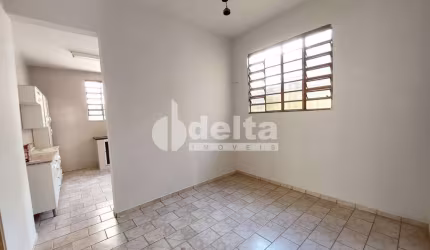 Casa residencial disponível para locação e venda no bairro Fundinho em Uberlândia-MG