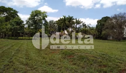 Terreno em condomínio disponível para venda no bairro Morada do Sol em Uberlândia-MG