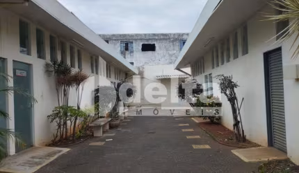 Prédio disponível para venda no bairro Fundinho em Uberlândia-MG