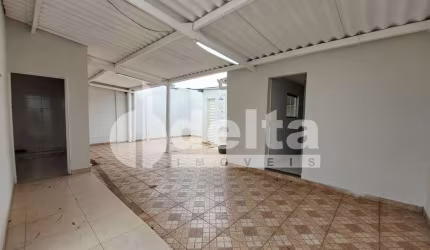 Casa residencial disponível para venda no bairro Luizote de freitas em Uberlândia MG