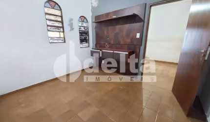 Casa residencial disponível para venda no bairro Tocantins em Uberlândia-MG