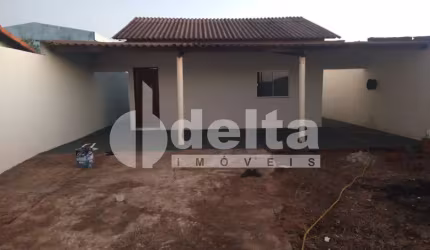 Casa residencial disponível para Locação e Venda no bairro Jardim Ipanema em Uberlândia-MG