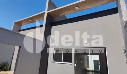 Casa residencial disponível para venda no bairro Laranjeiras em Uberlândia-MG