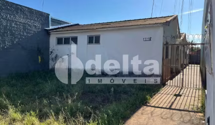 Casa Residencial disponível para Venda no bairro Martins em Uberlândia-MG