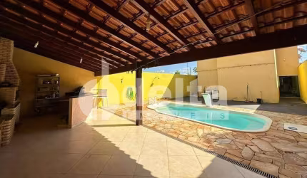 Casa Residencial Padrão em Uberlândia