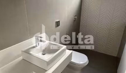 Casa residencial disponível para venda no bairro Novo Mundo em Uberlândia-MG