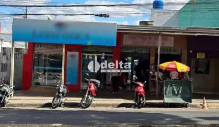 Casa Residencial disponível para venda no bairro Tibery em Uberlândia-MG