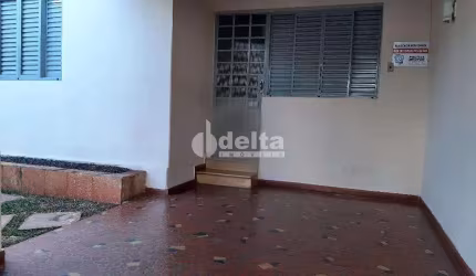 Casa Residencial disponível para venda no bairro Martins em Uberlândia-MG