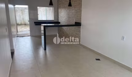 Casa residencial disponível para venda no bairro Monte Hebron em Uberlândia-MG