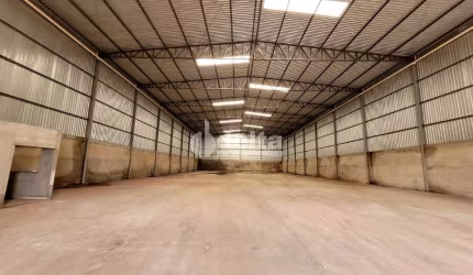 Galpão disponível para venda no bairro Distrito Industrial em Uberlândia-MG