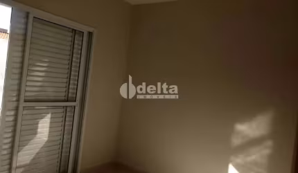 Apartamento disponível para venda no bairro Santa Mônica em Uberlândia-MG
