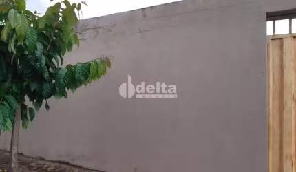 Casa residencial disponível para venda no bairro Cidade Jardim  em Uberlândia-MG