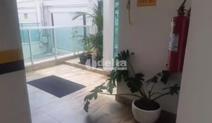 Apartamento disponível para venda no bairro Santa Mônica em Uberlândia-MG