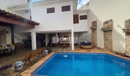 Casa Residencial Padrão em Uberlândia