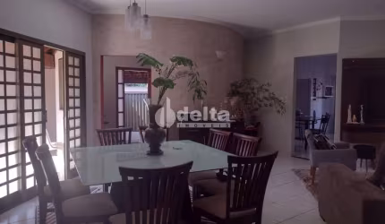 Casa Residencial Padrão em Uberlândia
