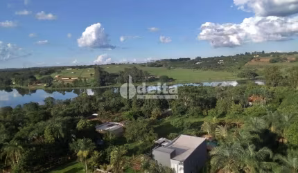 Chácara disponível para venda na Zona Rural de Uberlândia em Uberlândia-MG