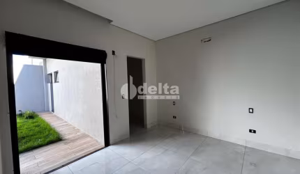 Casa residencial disponível para venda no bairro Grand Ville em Uberlândia - MG.