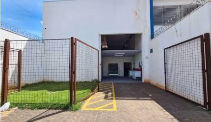 Galpão disponível para venda no bairro Jardim Patrícia em Uberlândia-MG