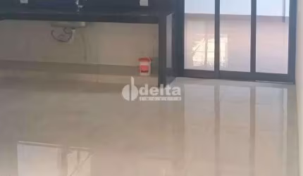 Casa residencial disponível para venda no bairro Jardim Botânico em Uberlândia-MG
