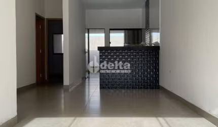 Casa residencial disponível para venda no bairro Vida Nova em Uberlândia-MG