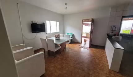 Casa residencial disponível para venda no bairro Pacaembu  em Uberlândia-MG