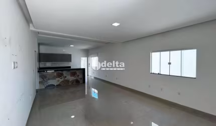 Casa residencial disponível para venda no bairro City Uberlândia em Uberlândia-MG