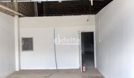 Galpão disponível para venda no bairro Jardim Inconfidência em Uberlândia-MG