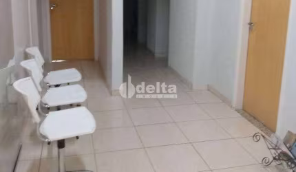Casa Comercial disponível para Venda no Centro em Uberlândia-MG