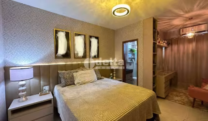Casa disponível para venda no bairro Novo Mundo em Uberlândia-MG