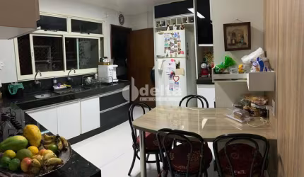 Apartamento Padrão em Uberlândia