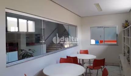 Prédio disponível para venda no bairro Centro em Uberlândia-MG