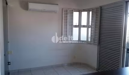 Apartamento disponível para Locação e Venda no bairro Lidice Uberlândia-MG