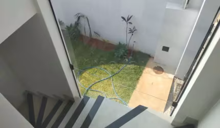 Casa à Venda com 3 Quartos, Suíte com Closet e Área Gourmet