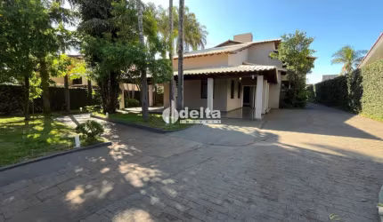 Casa disponível para venda no bairro Cidade Jardim em Uberlândia MG