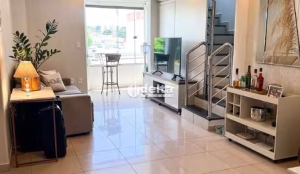 Cobertura disponível para venda no bairro Brasil em Uberlândia-MG