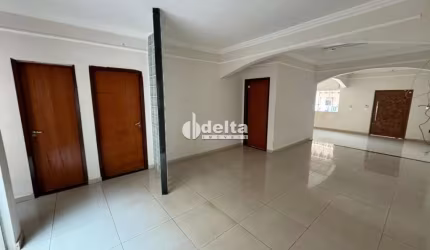 Casa disponível para venda no bairro Tibery em Uberlândia MG